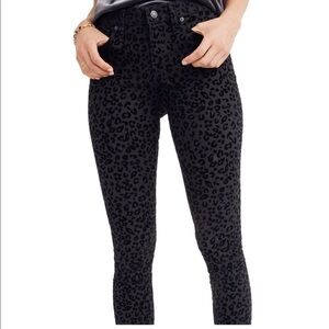 Madewell leopard print flocked velvet black mid-rise skinny pants 32